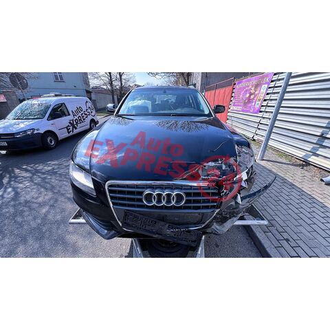 Vůz na náhradní díly Audi A4 B8 8K avant 2010 CAGC LLM LY9B