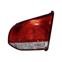 VW Golf 6 hatchback r.v. 2010 pravé zadní vnitřní světlo 5K0945094G