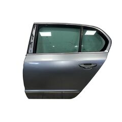 Škoda Superb 2 sedan r.v. 2011 šedá metalíza kód barvy LF8L 9157 2G2G levé zadní dveře