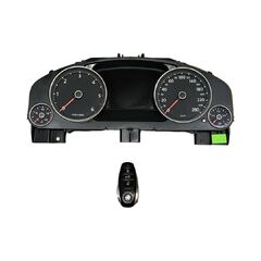 VW Touareg 7P facelift r.v. 2015 naftové budíky 7P6920883H