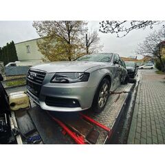 Vůz na náhradní díly Audi A4 B8 8K sedan 2012 CAGA LLN LX7W