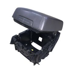 VW Touareg 7L r.v. 2006 černá kožená loketní opěrka 7L6863762D