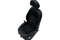 Škoda Octavia 2 facelift Scout kombi r.v. 2012 sedačky černá kůže v kombinaci s šedou alcantarou