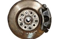 Škoda Superb 3 facelift kombi r.v. 2020 pravá přední těhlice