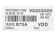 VW Golf 5 hatchback r.v. 2007 benzínové budíky 1K0920873A