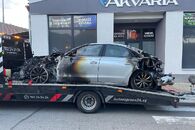 Veškeré náhradní díly Audi A8 4D 4H Quattro 12 CDSB MXX LX7W