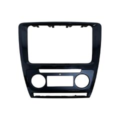 Škoda Octavia 2 facelift kombi Laurin a Klement r.v. 2011 rámeček rádia 1Z0858069CQ