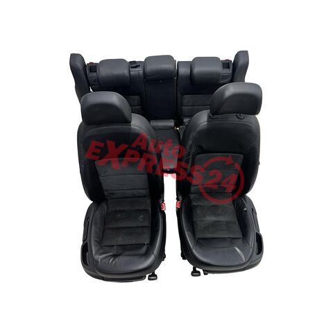 Škoda Octavia 2 facelift Scout kombi r.v. 2012 sedačky černá kůže v kombinaci s šedou alcantarou