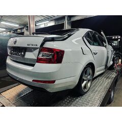 Vůz na náhradní díly Škoda Octavia 3 sedan 2016 CUN RBQ LS9R