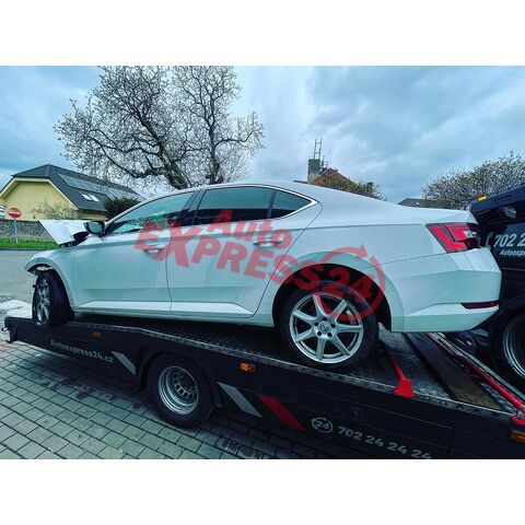 Veškeré náhradní díly Škoda Superb 3 sedan 19 DFHA UAX LS9R