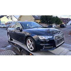 Vůz na náhradní díly Audi A4 B9 8W S-Line avant 2017 CRTC RHU LY9B