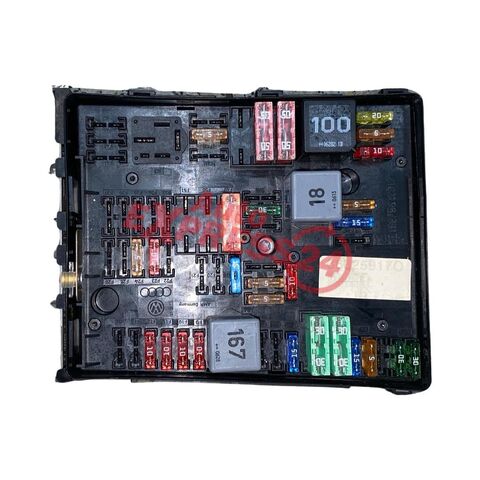 VW Golf 5 1K GTI hatchback r.v. 2007 pojistková skříň 1K0937124P