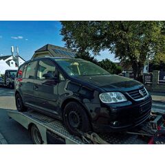 Vůz na náhradní díly VW Touran 1T1 2006 BMM HXT LC9X