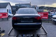 Vůz na náhradní díly Audi A4 B7 S-line sedan 2006 ASB HXQ LZ9Y