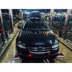 Náhradní díly VW Golf 5 kombi r.v. 2008 BLS JCR LC9X