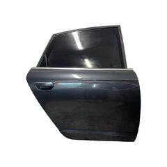 Audi A6 4F sedan r.v. 2007 šedá metalíza kód barvy LZ7Q pravé zadní dveře