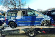 Veškeré náhradní díly VW Touran 1T1 2004 BGU FVF LL5M