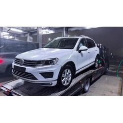 Vůz na náhradní díly VW Touareg 7P FL 2015 CVVA PXP LC9A