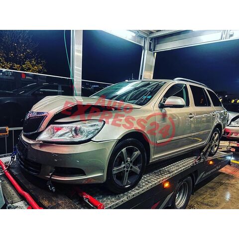 Náhradní díly Škoda Octavia 2 FL kombi 2011 CAYC LHW LF8F 9898 Q2Q2