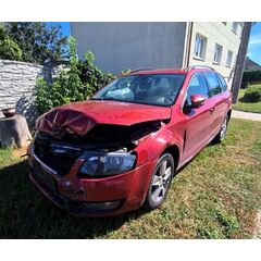 Vůz na náhradní díly Škoda Octavia 3 kombi 2015 CKFC PFM LF3L