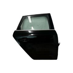 Audi A3 8V Sportback r.v. 2016 černá metalíza kód barvy LY9B pravé zadní dveře