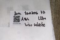 VW Touareg 7P r.v. 2014 bílá metalíza kód barvy L0K1 víko nádrže 7P6809857A