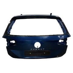 VW Passat B8 facelift kombi r.v. 2022 tmavě modrá metalíza kód barvy LP5M páté dveře