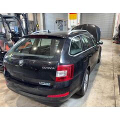 Vůz na náhradní díly Škoda Octavia 3 kombi 2017 CRM PGT LF9R