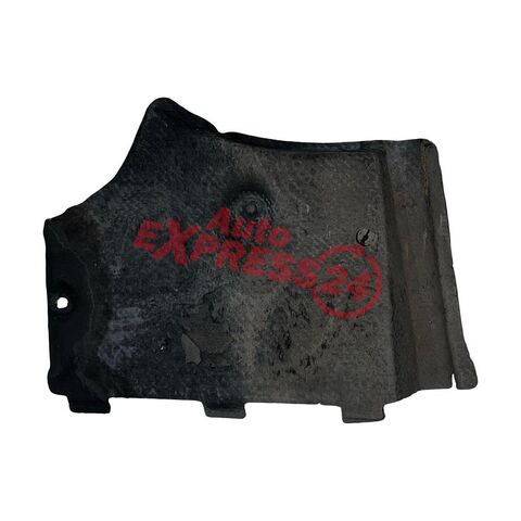 Audi A6 4G avant r.v. 2012 levý kryt podvozku 4G0825201