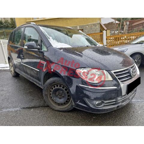 Vůz na náhradní díly VW Touran 1T2 FL 2007 BKD JPK LC9X