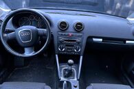 Vůz na náhradní díly Audi A3 Sportback 2007 BMM JLR LZ9Y