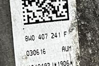 Audi A4 B9 8W S-Line avant r.v. 2017 levá přední těhlice 8W0407241F