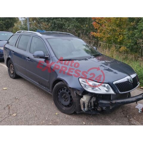 Vůz na náhradní díly Škoda Octavia 2 RS kombi 2010 CCZA KZS LF8J