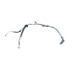 VW Passat B8 kombi r.v. 2019 trubka klimatizace 5Q0816743D