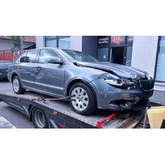 Vůz na náhradní díly Škoda Superb 2 sedan 2009 CBBB LQT LF8L