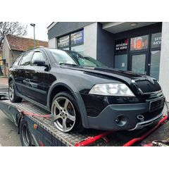 Vůz na náhradní díly Škoda Octavia 2 Scout 2008 BMM JYP LF9R