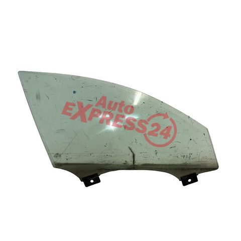 Audi A6 4G facelift avant r.v. 2016 pravé přední dvojité sklo