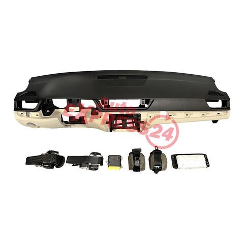 Škoda Superb 3 facelift kombi r.v. 2020 palubní deska