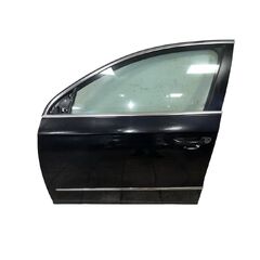 VW Passat B6 kombi r.v. 2009 černá metalíza kód barvy LC9X levé přední dveře