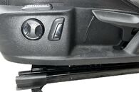 VW Passat B8 kombi r.v. 2015 sedačky černá kůže v kombinaci s alcantarou