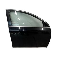 VW Passat B7 kombi r.v. 2013 černá metalíza kód barvy LC9X pravé přední dveře