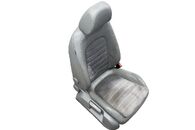 VW Passat B6 kombi r.v. 2009 sedačky šedá kůže / alcantara