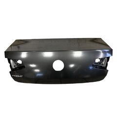 VW Passat B8 sedan R-Line r.v. 2018 tmavě šedá metalíza kód barvy LB7R páté dveře