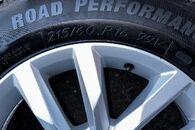 VW kola 215/60 R16 letni pneu 5.99mm DOT0925 6.5Jx16H2 ET41 3G0601025