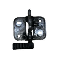 VW Golf 7 kombi r.v. 2014 zámek kapoty 5G0823186A