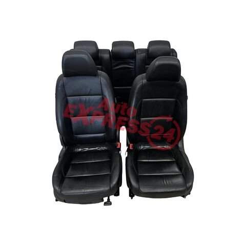 VW Tiguan 5N r.v. 2009 sedačky