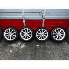 Škoda kola 225/45/R17 7Jx17H2 ET49 letní 5,96mm 4,70mm 5E0601025BT/JX2 5E0601025E/8Z8