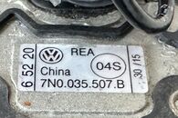 VW Touareg 7P R-Line facelift r.v. 2016 černá matná anténa 7N0035507B