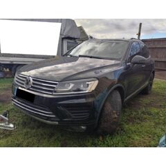 Vůz na náhradní díly VW Touareg 7P 2012 CKDA NAE LC9X