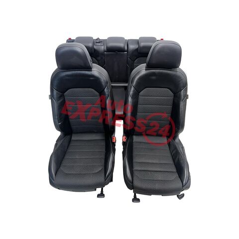 VW Golf 7 kombi alltrack r.v. 2015 sedačky